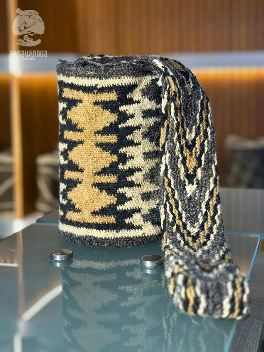 Mochila Arhuaca pequeña de lana de ovejo, diseño Mandíbula del tigre
